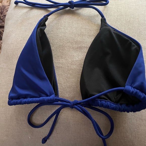 Victoria’s Secret Swimsuit 2 Pieces, Size Large - Picture 9 of 10